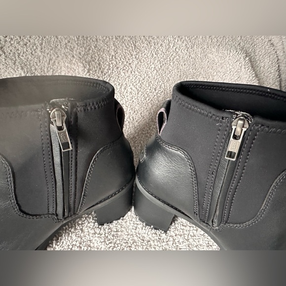 UGG Women’s Amathea Black Waterproof Leather Ankle Boots - Picture 5 of 9